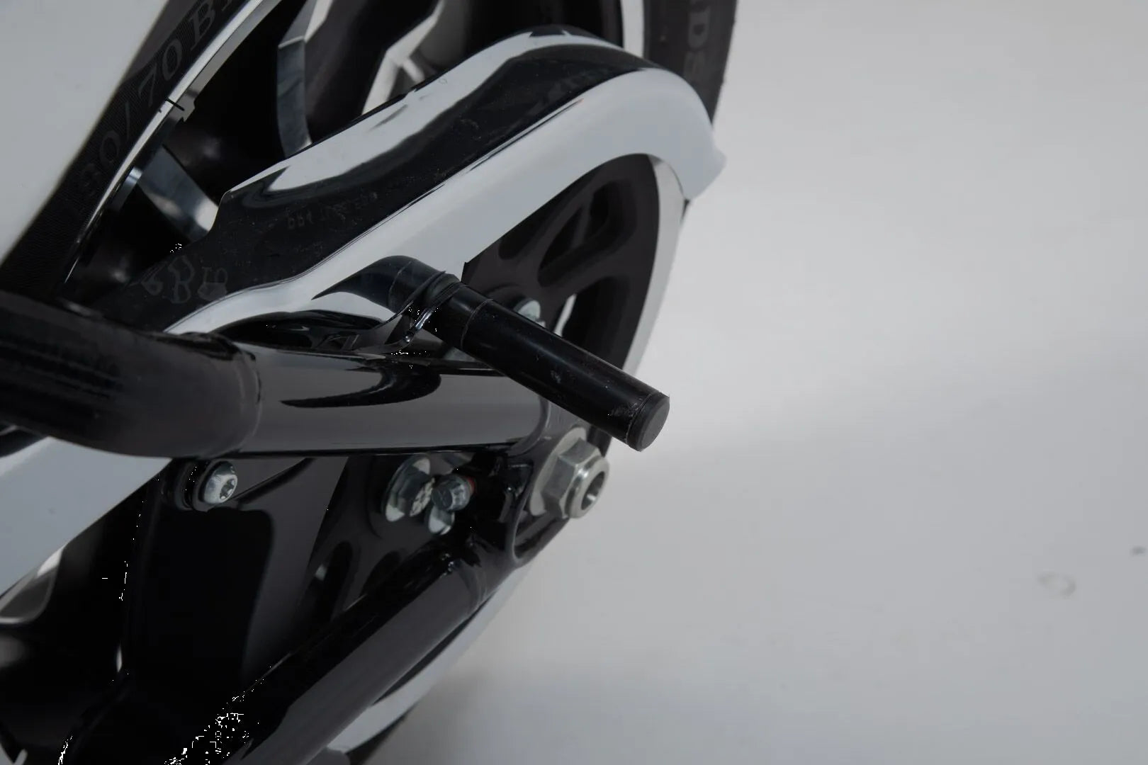 Sw-motech Slh Side Carrier For Harley-davidson