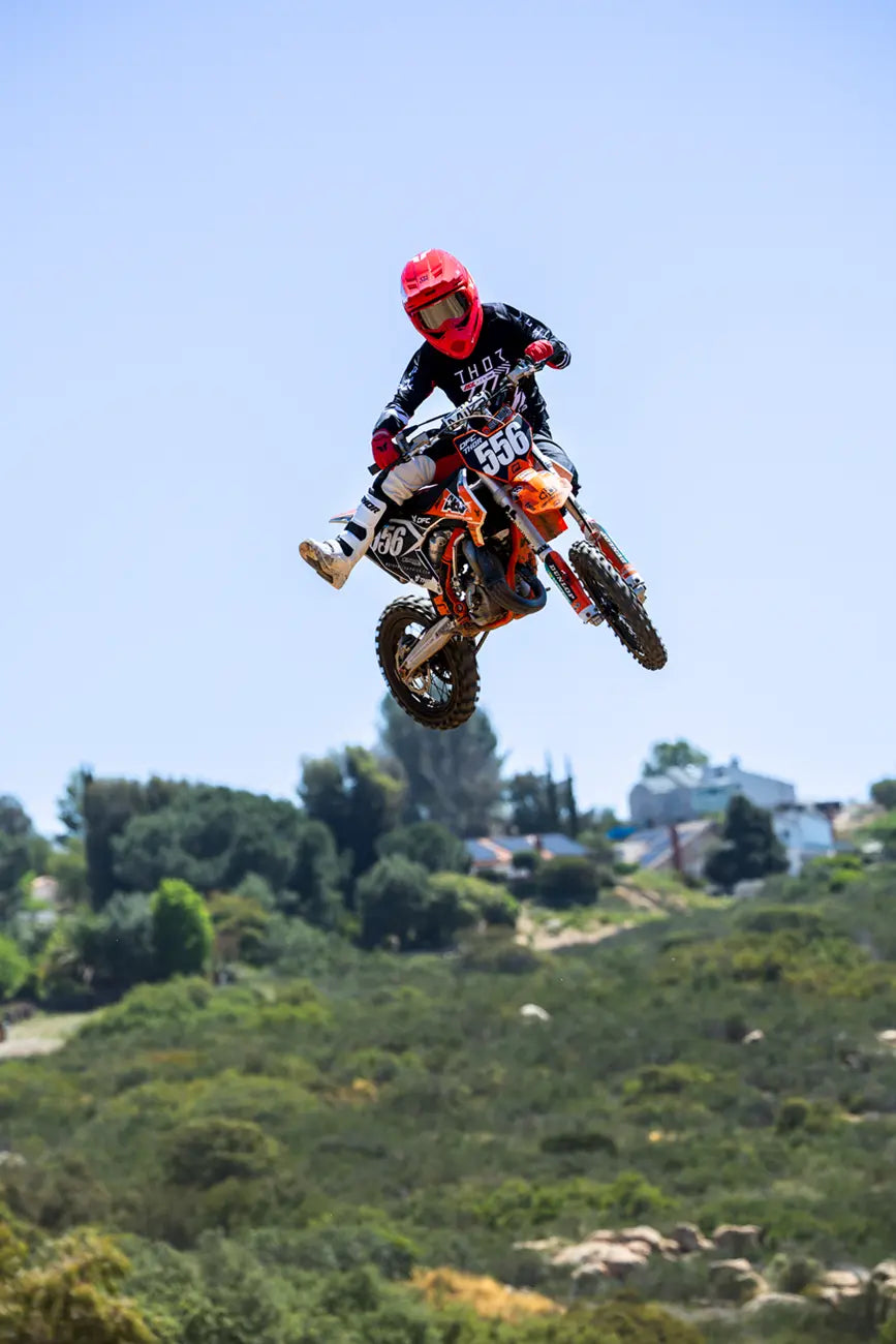 Thor Launchmode Gloves - Black/Red