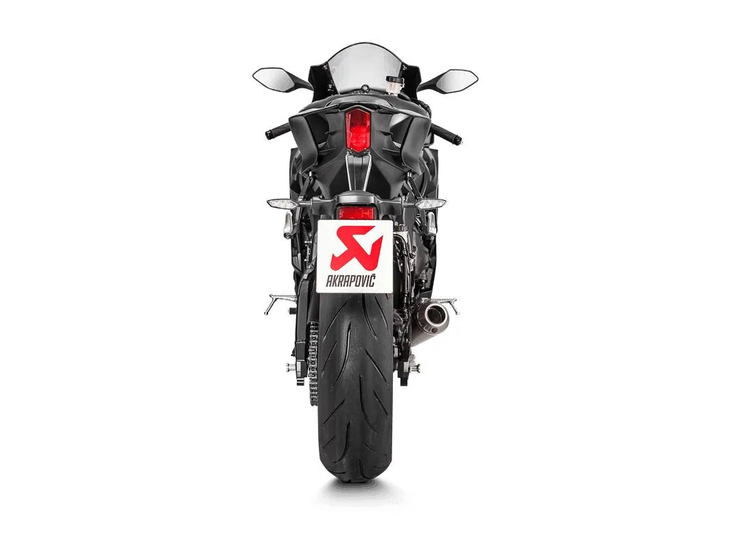 Akrapovic Slip-on Line Lyddæmper Street