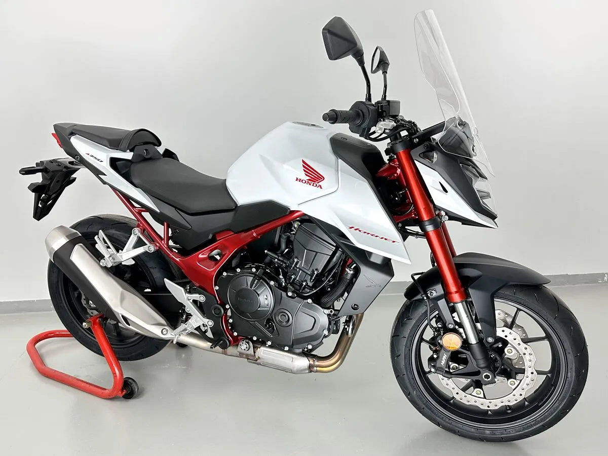Wrs Windscreen - Enhanced Comfort & Style