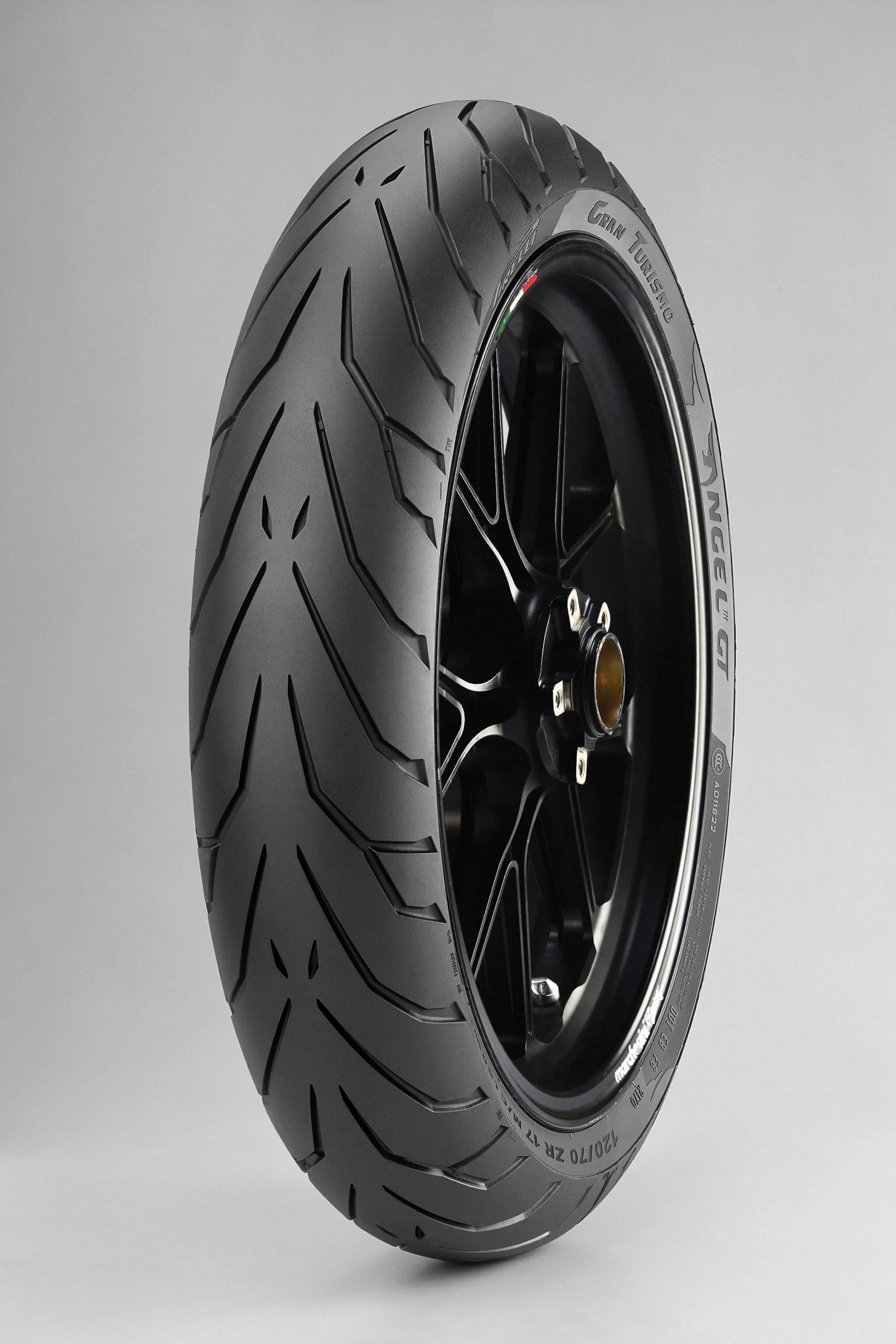 Pirelli Angel Gt Tire 120/70zr18 Front