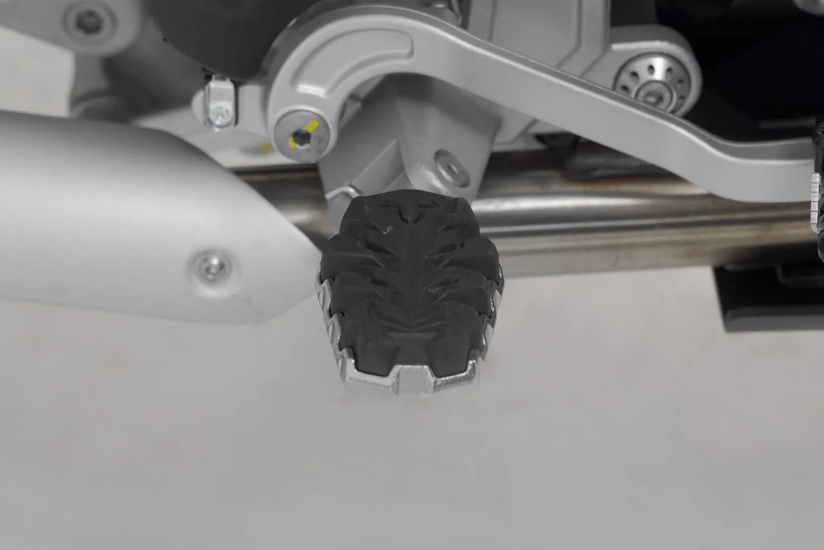 Sw-motech Evolution Footrest Kit - Adjustable
