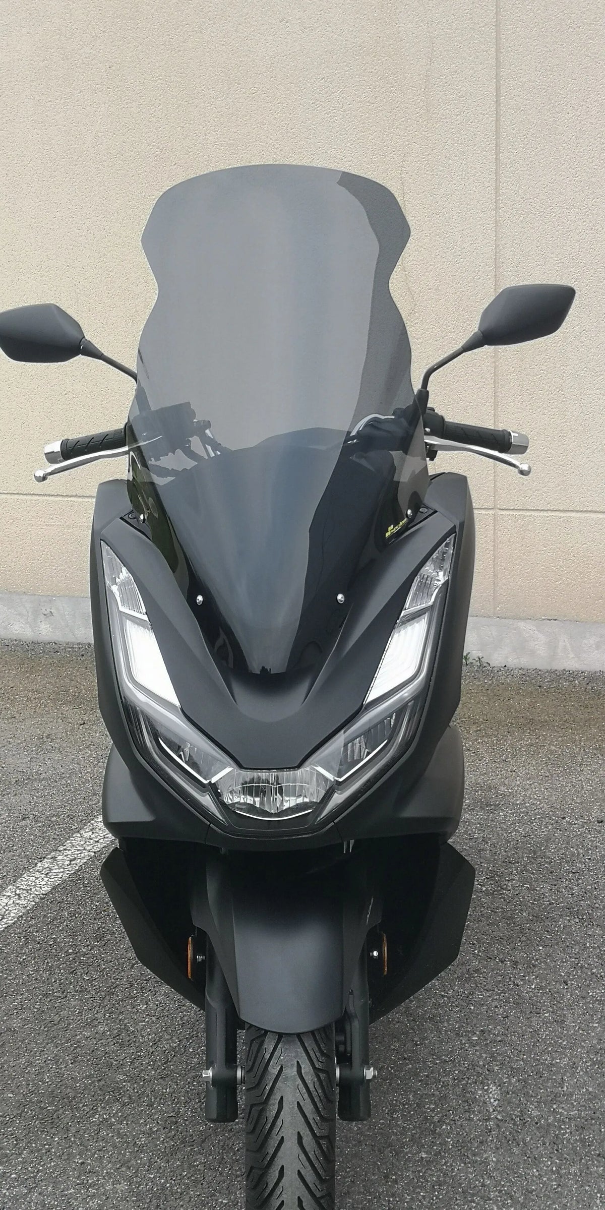 Bullster Windscreen - Enhanced Aerodynamics