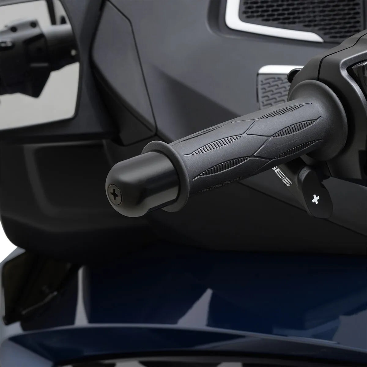 Show Chrome Handlebar Weights - Vibration Dampening