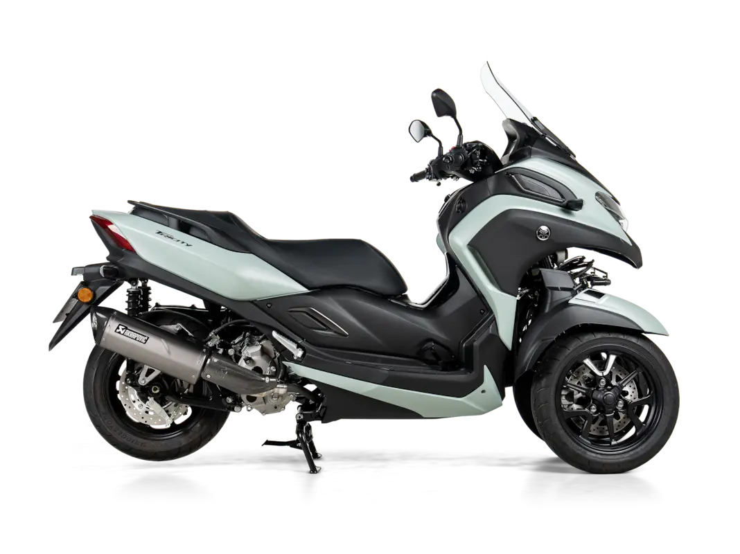 Akrapovic Slip-on Line Muffler For Street Bikes