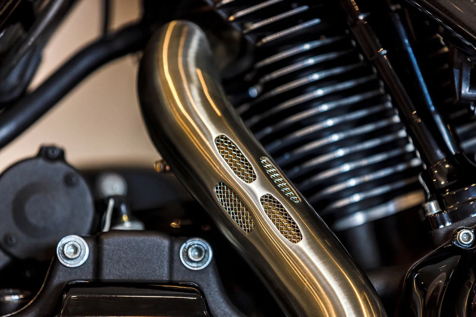 S&S Cycle 2-into-1 Diamondback Udstødning - Optimer din M-Eight!