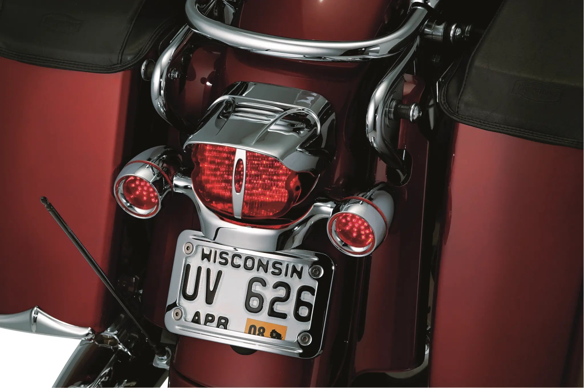 Kuryakyn Taillight Cover - Chrome Accent