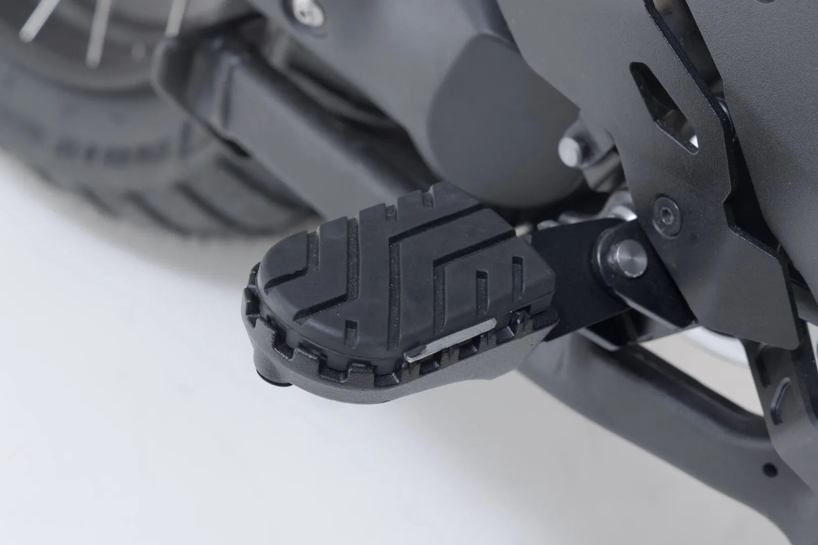Sw-motech Ion Footrest Kit - Adjustable Black