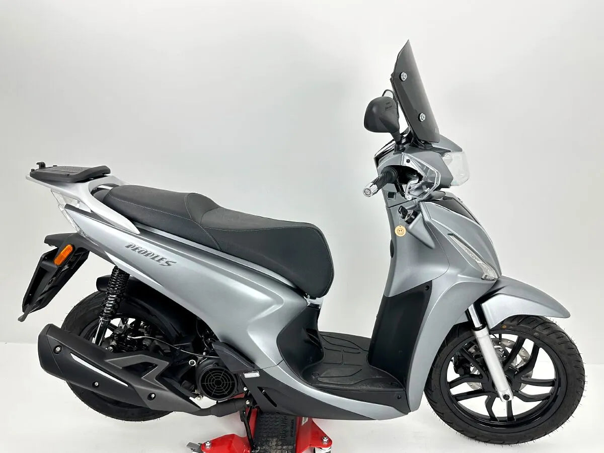 Wrs Windscreen - Dark Smoke Finish