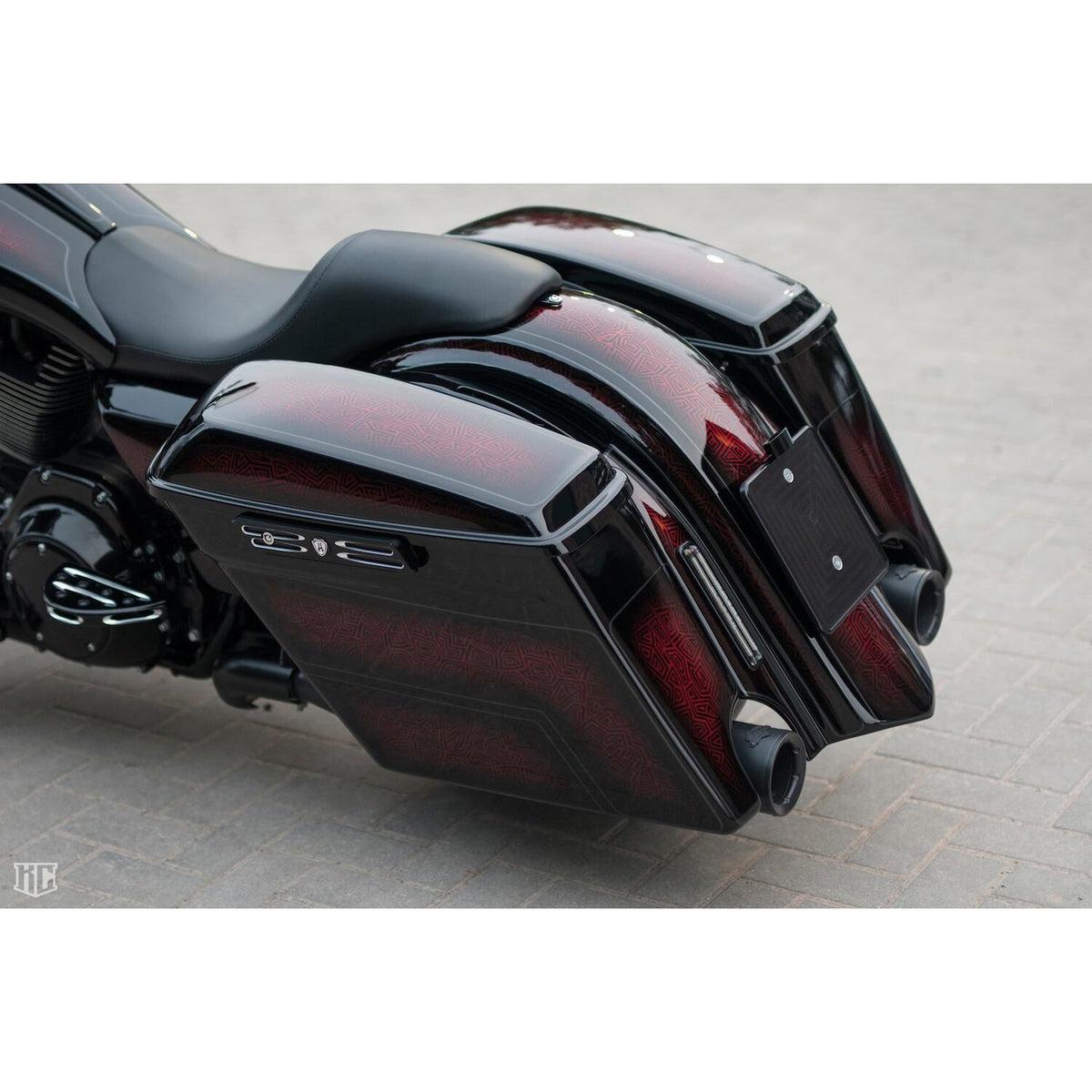 Killer Custom 4″ down stretch extended saddlebags