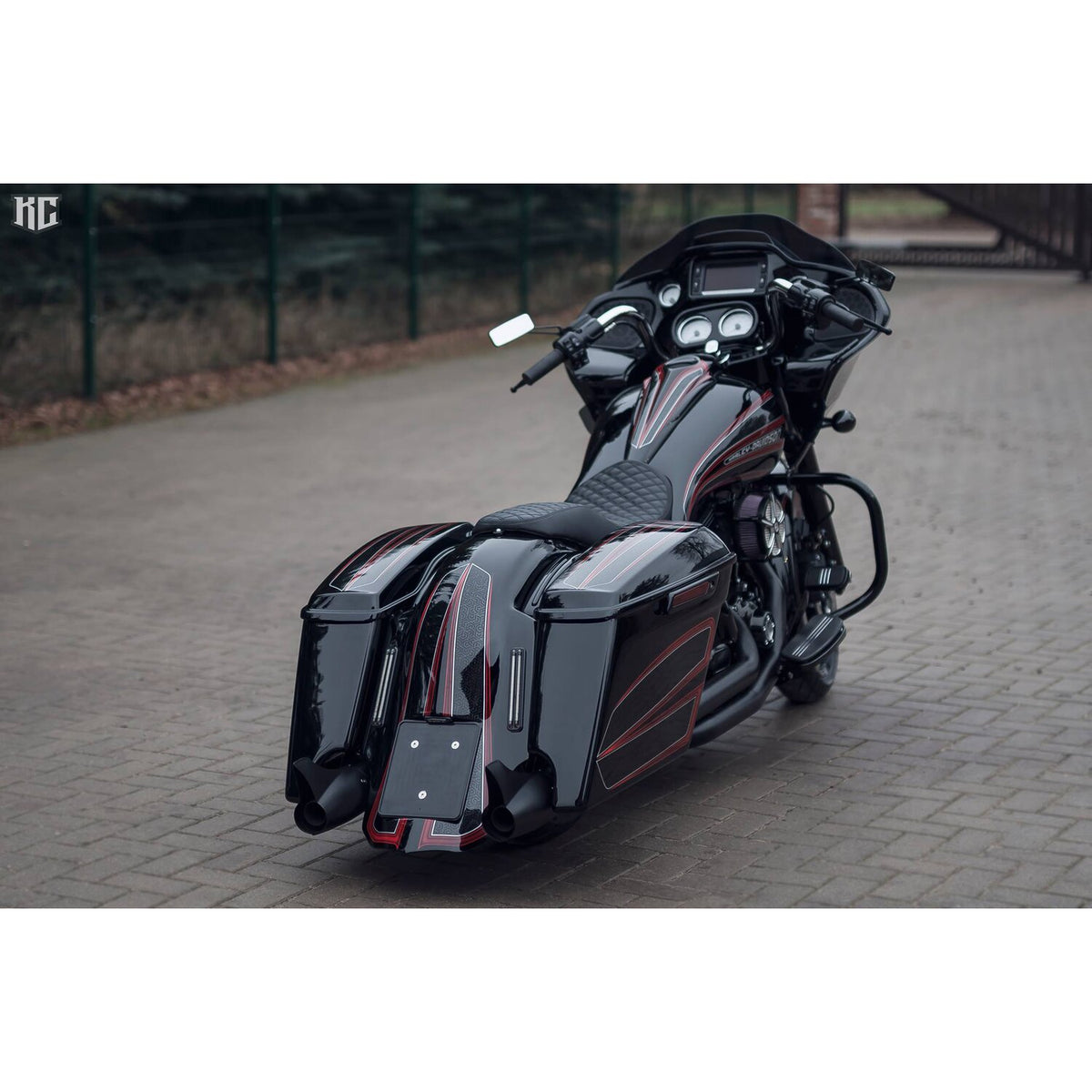 Killer Custom 4″ down stretch extended saddlebags