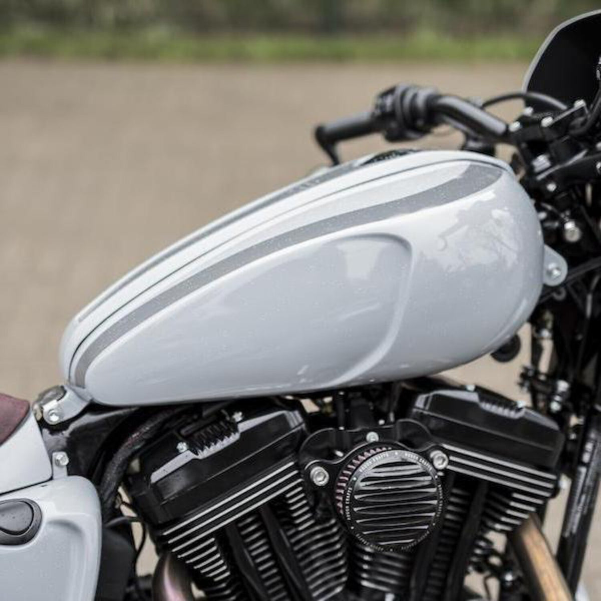 Killer Custom 'Teardrop' gas tank cover & dash panel kit