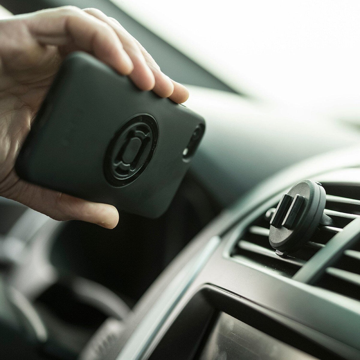 SP Connect™ air vent mount