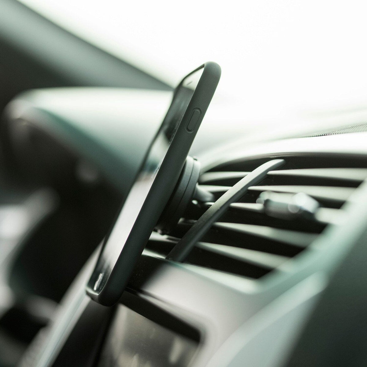 SP Connect™ air vent mount