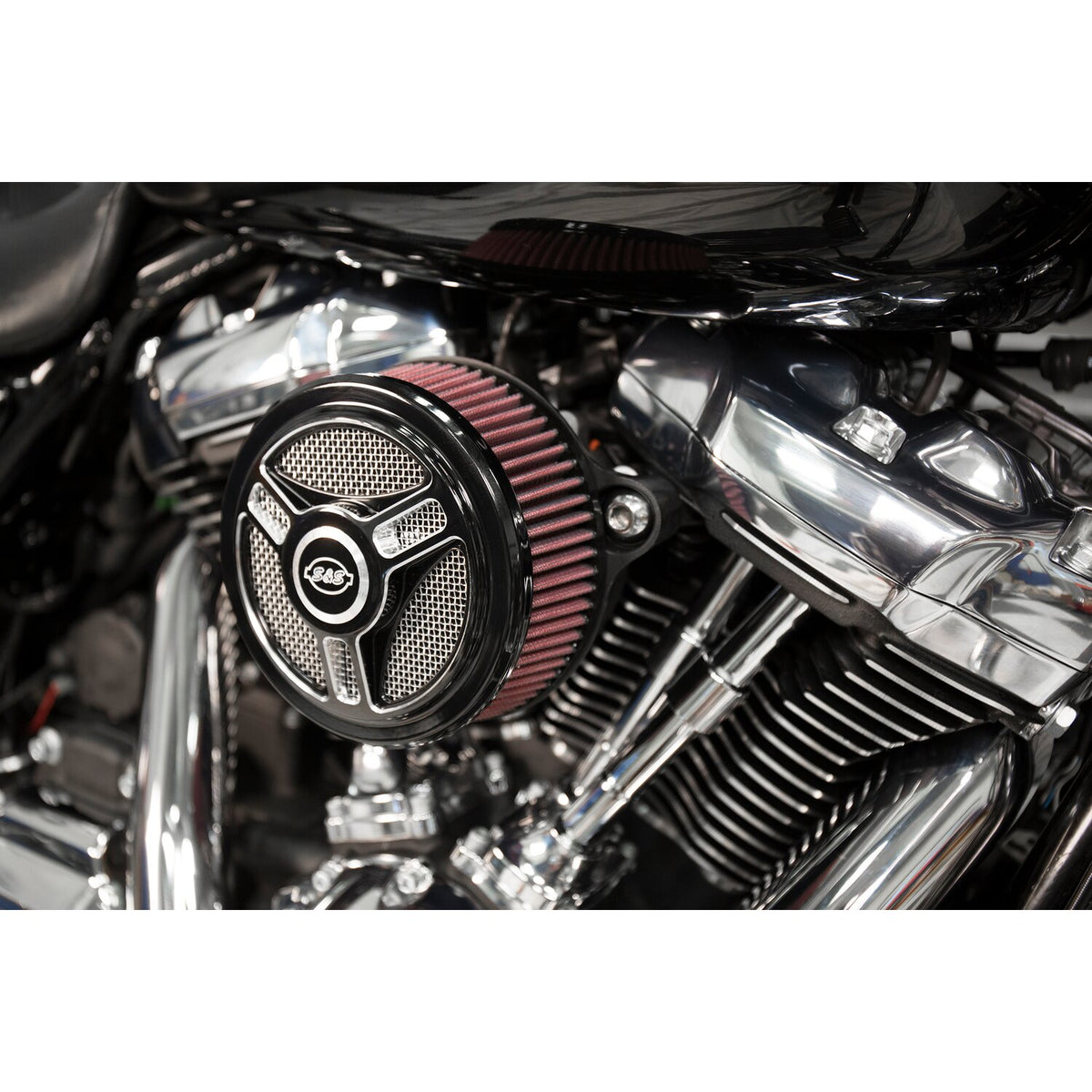 S&S Stealth Tri-Spoke air cleaner kit
