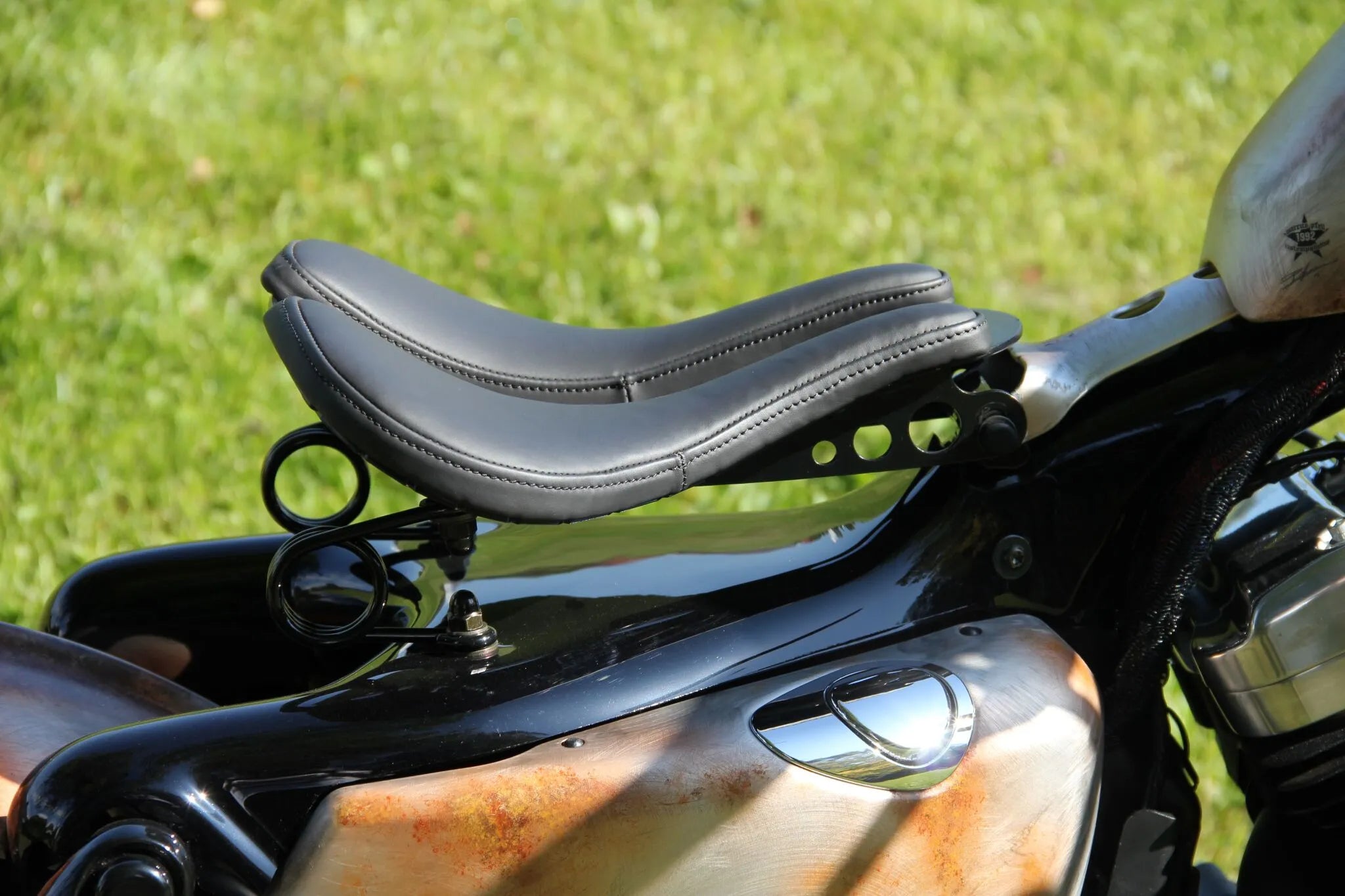 Cult Werk Swing Saddle Old School - Black Leather