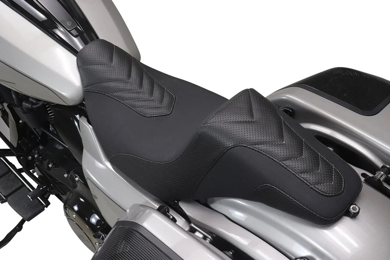 Mustang Kodlin Signature Squareback Seat