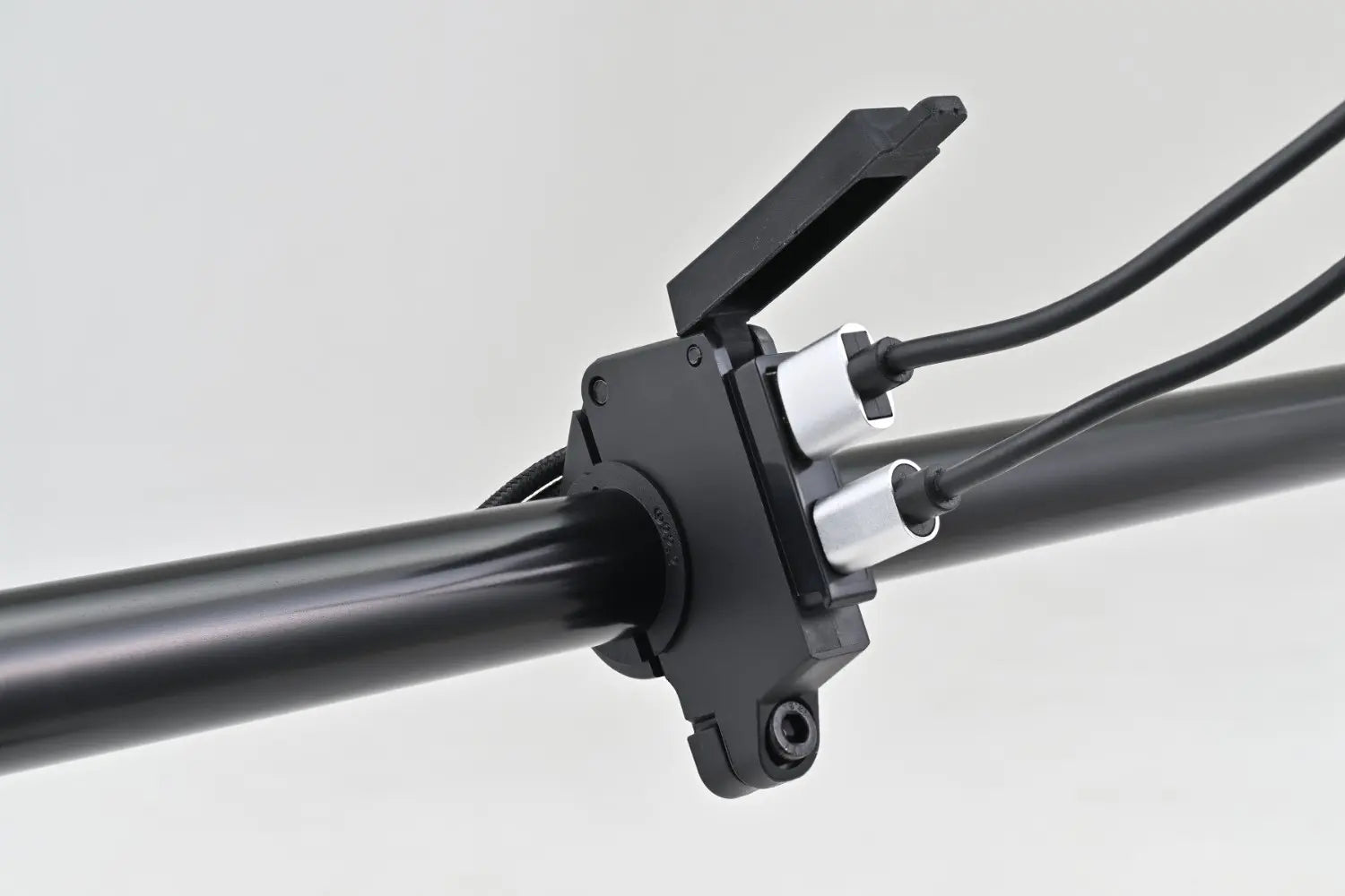 Daytona Usb Charging Port - 5v/2.4a Output