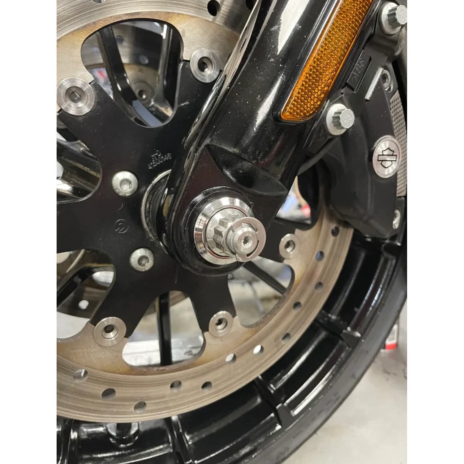 Bare Knuckle Performance stainless axle kit - Front wheel