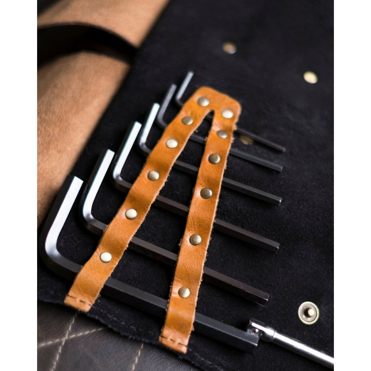 Trip Machine Tool Roll black/vintage tan