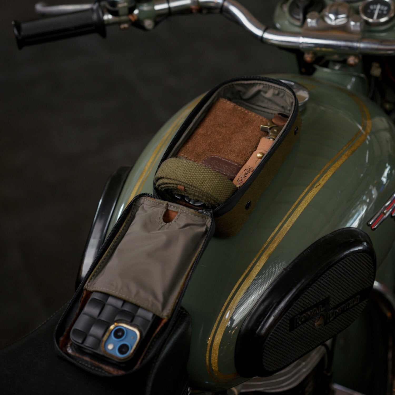 Trip Machine Navigator Case green/brown