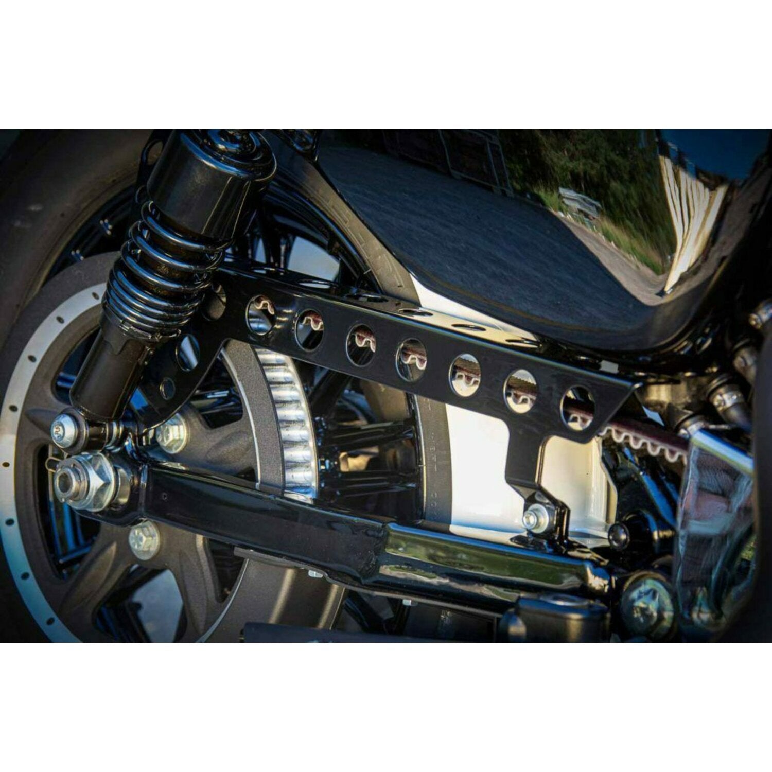 Rick's Motorcycles belt cover Round holes - Matte black