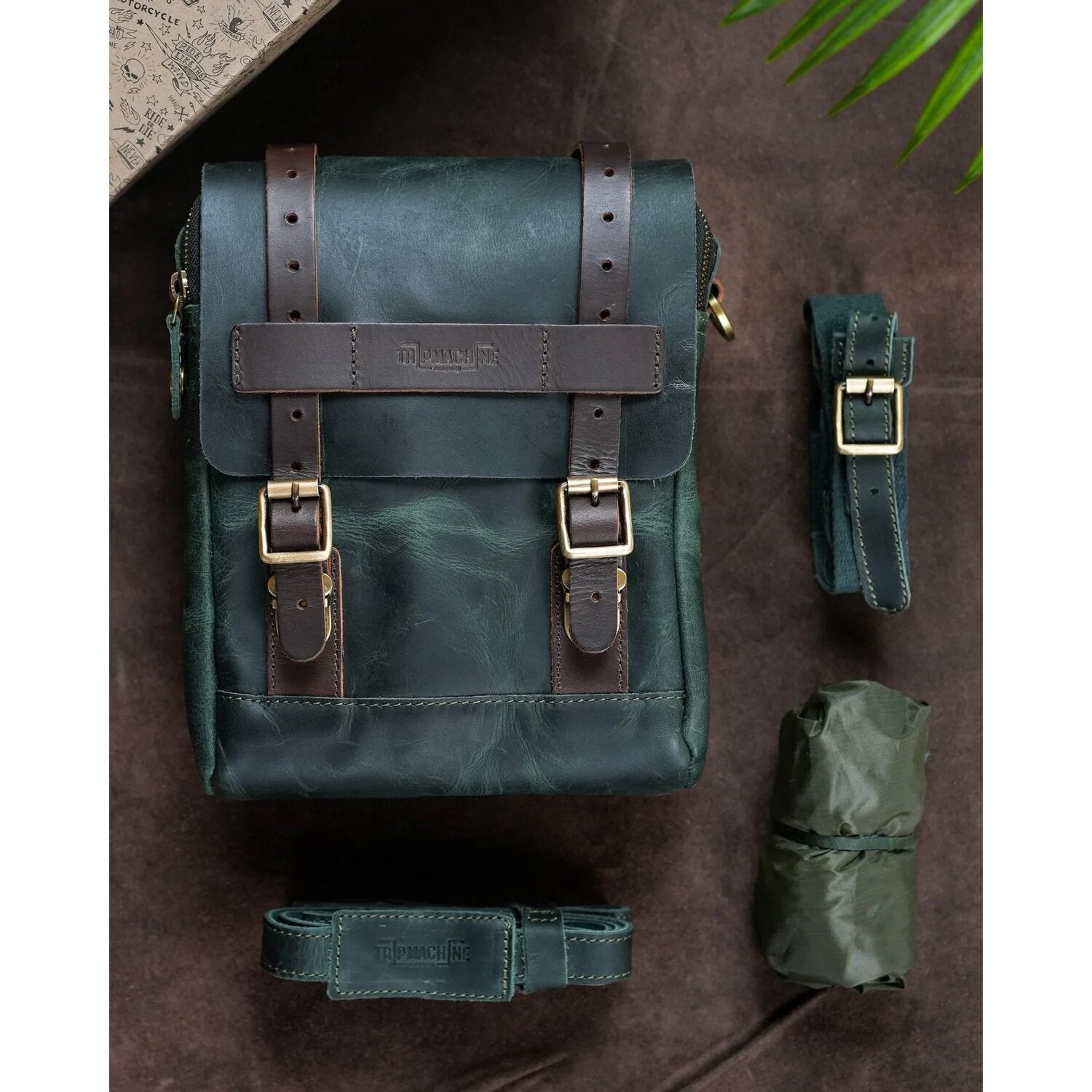Trip Machine tank and tail bag - 4.4 liter - Forest Green