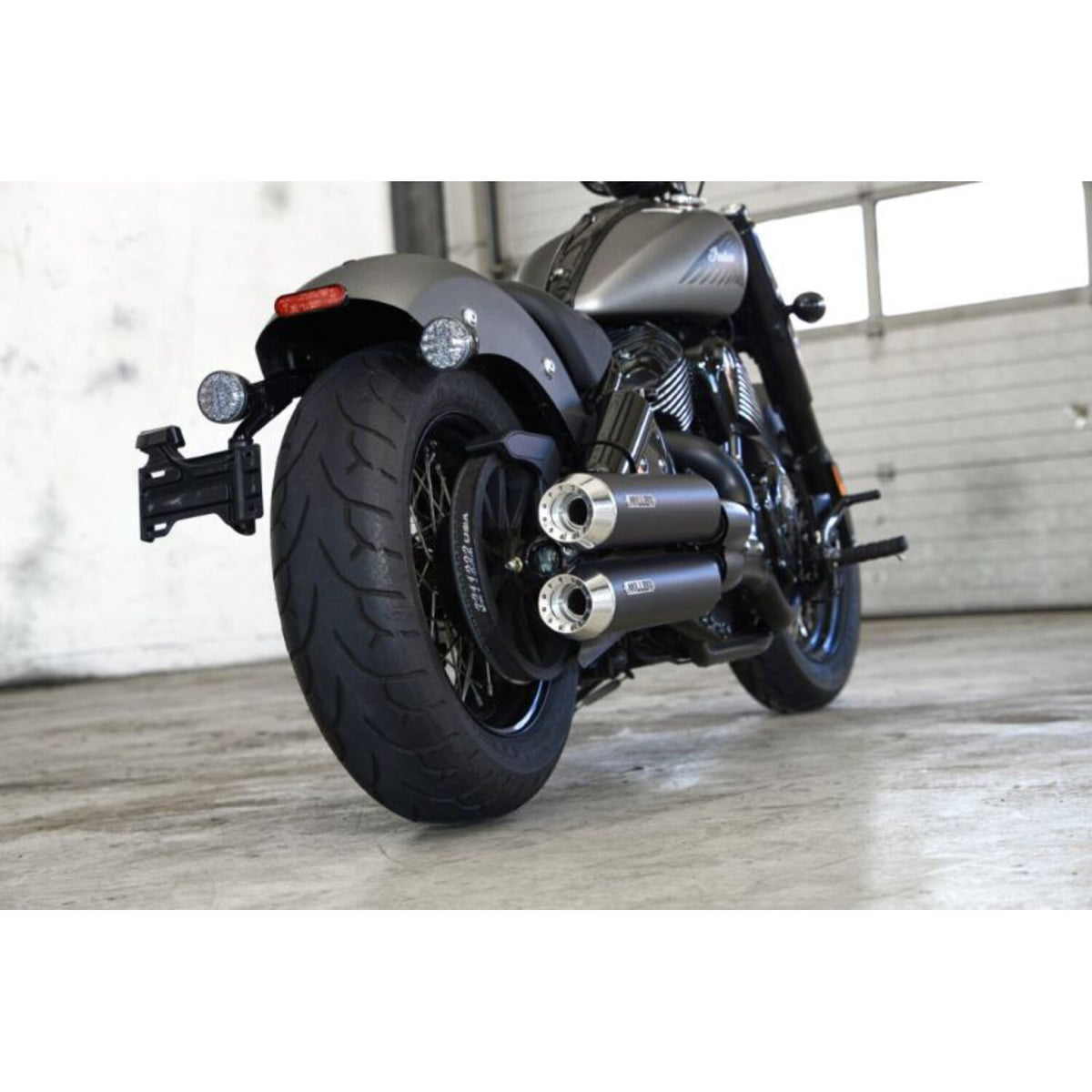 Miller Exhaust Miller Omaha II Slip-Ons black End cap Tapered polished