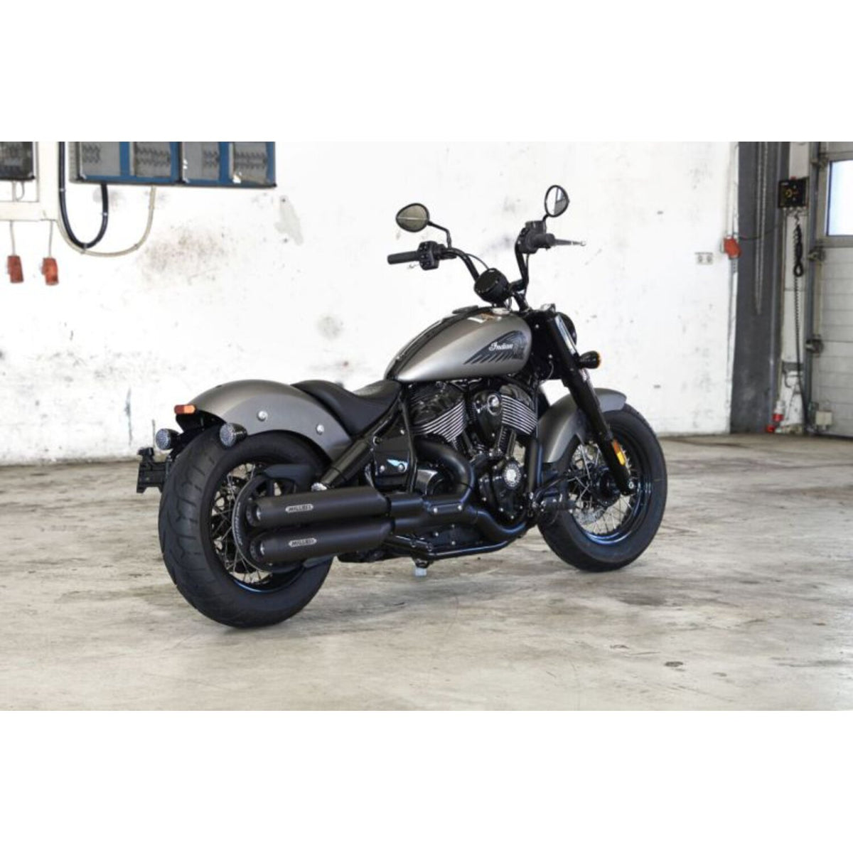 Miller Exhaust Miller Omaha II Slip-Ons black End cap Tapered black