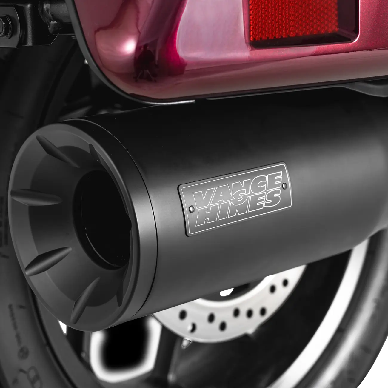 Vance & Hines Hi-output Slip-on Lyddæmper i sort