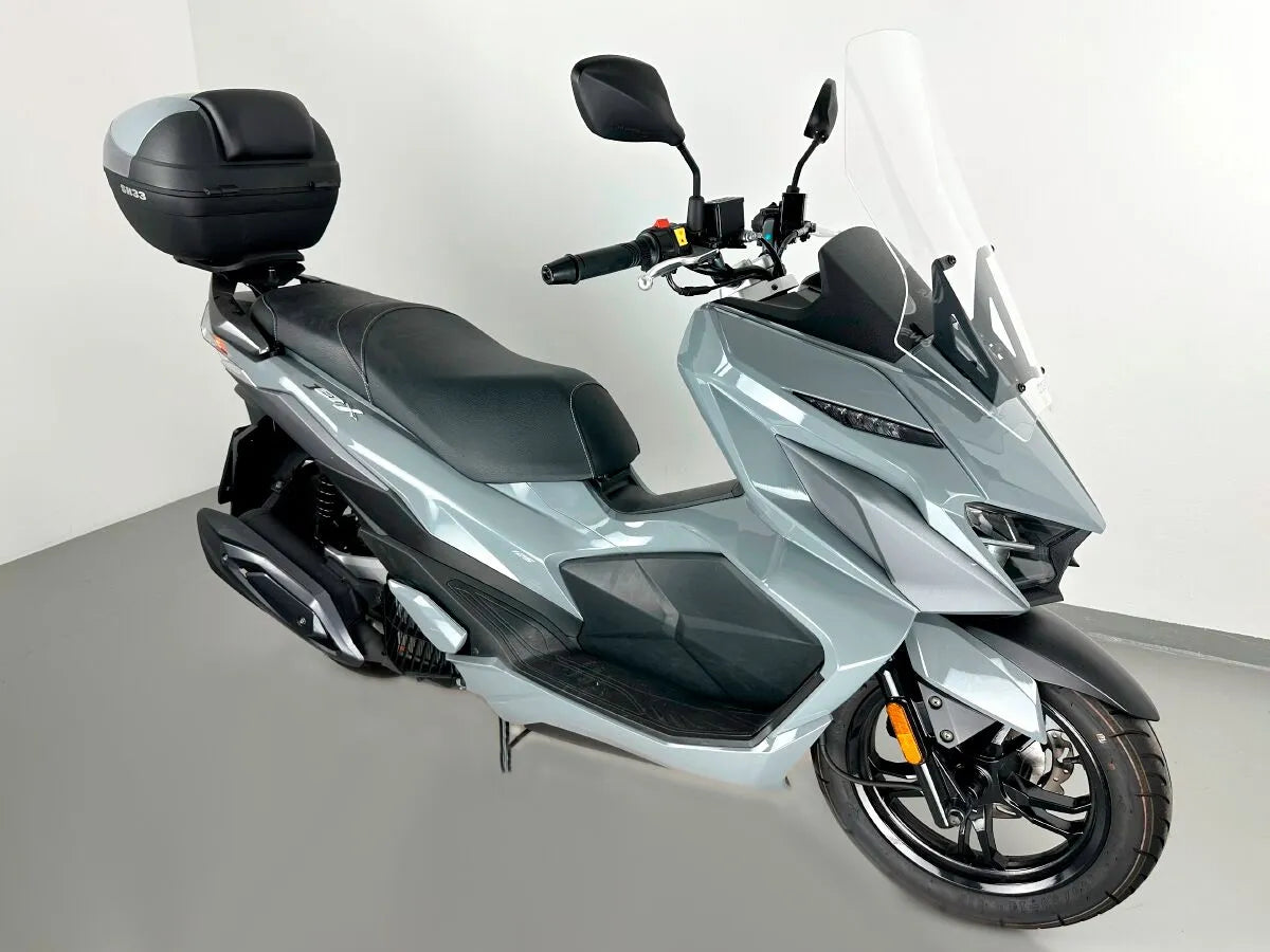 Wrs Windscreen - Enhanced Rider Protection