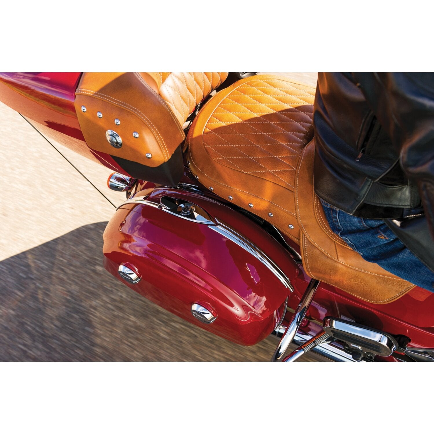 Kuryakyn Saddlebag top trim