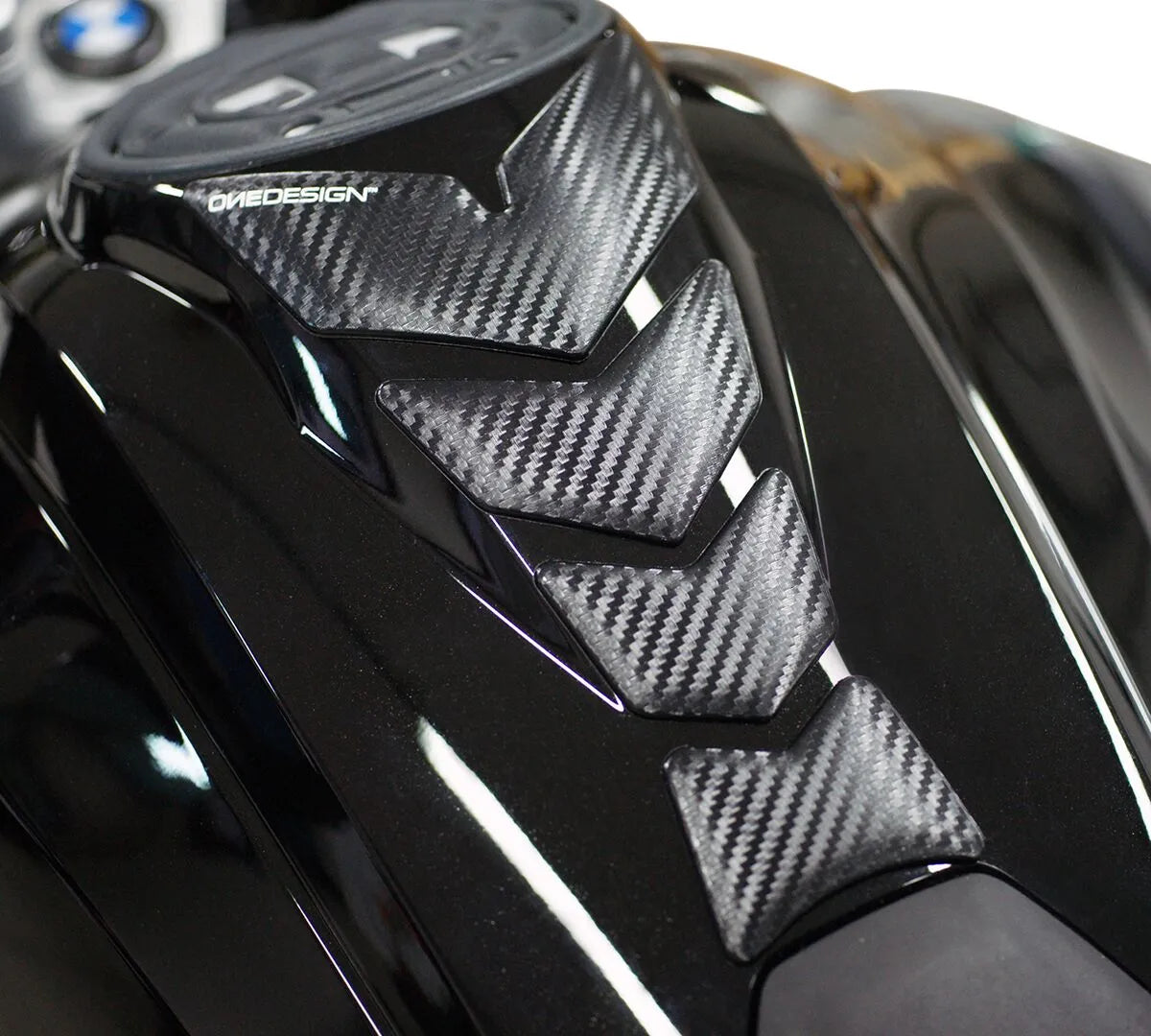 Onedesign Resin/soft Touch Tank Pad - Universal Fit