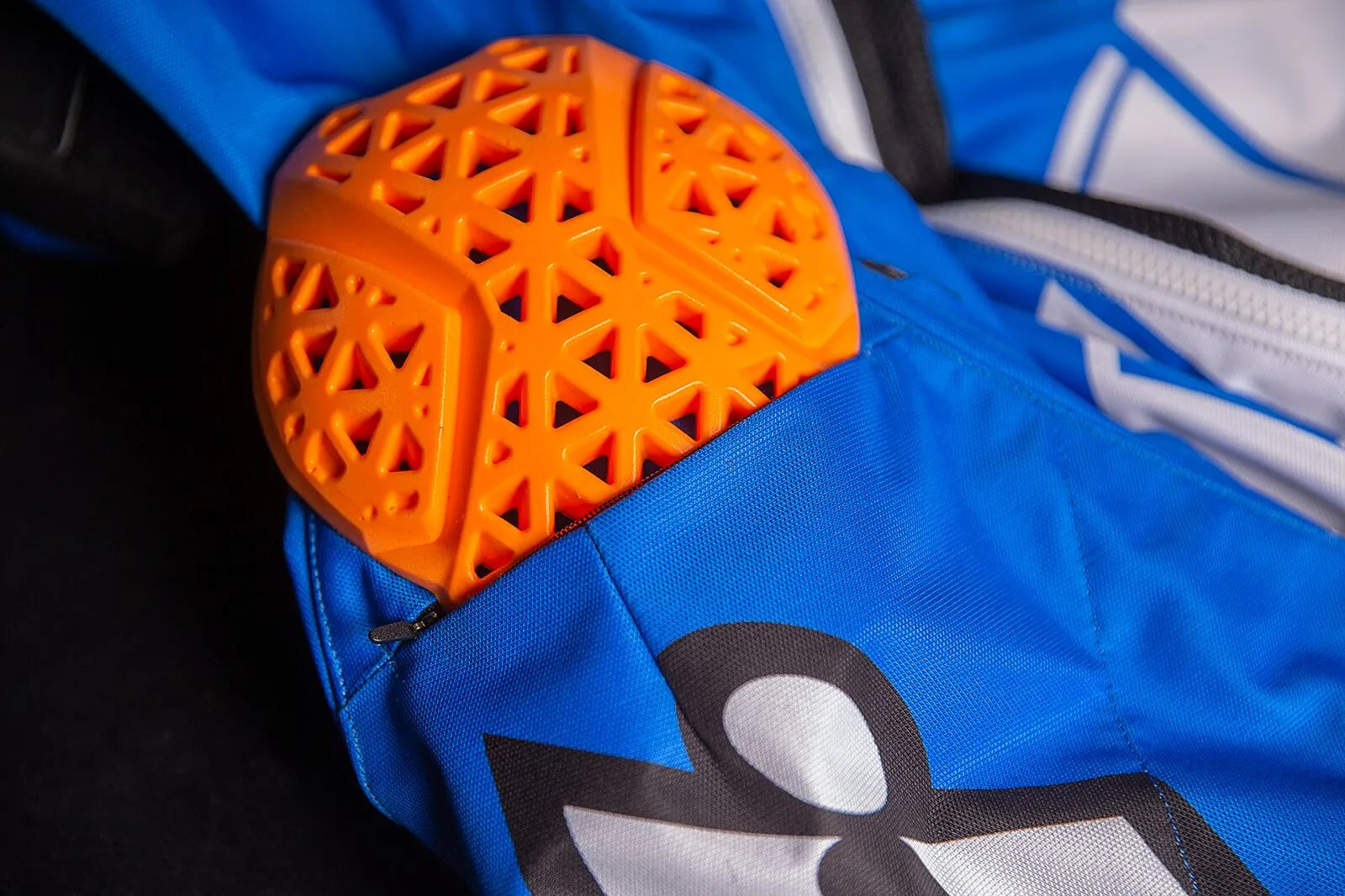 Icon Airform Retro Jacket - Black/Blue/White