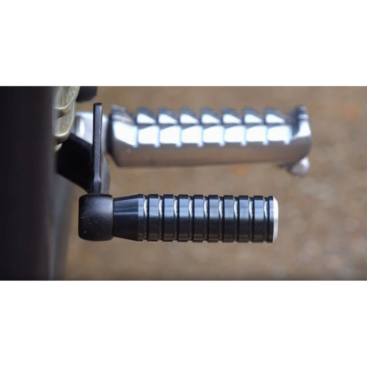 Motone extented shifter peg ribbed - Black