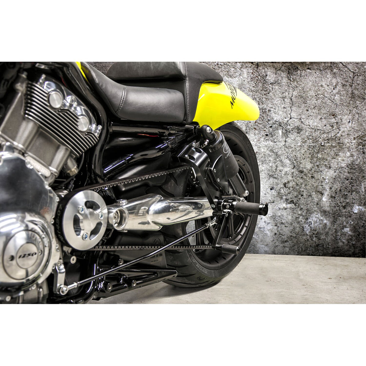 Free Spirits rear set controls for V-Rod