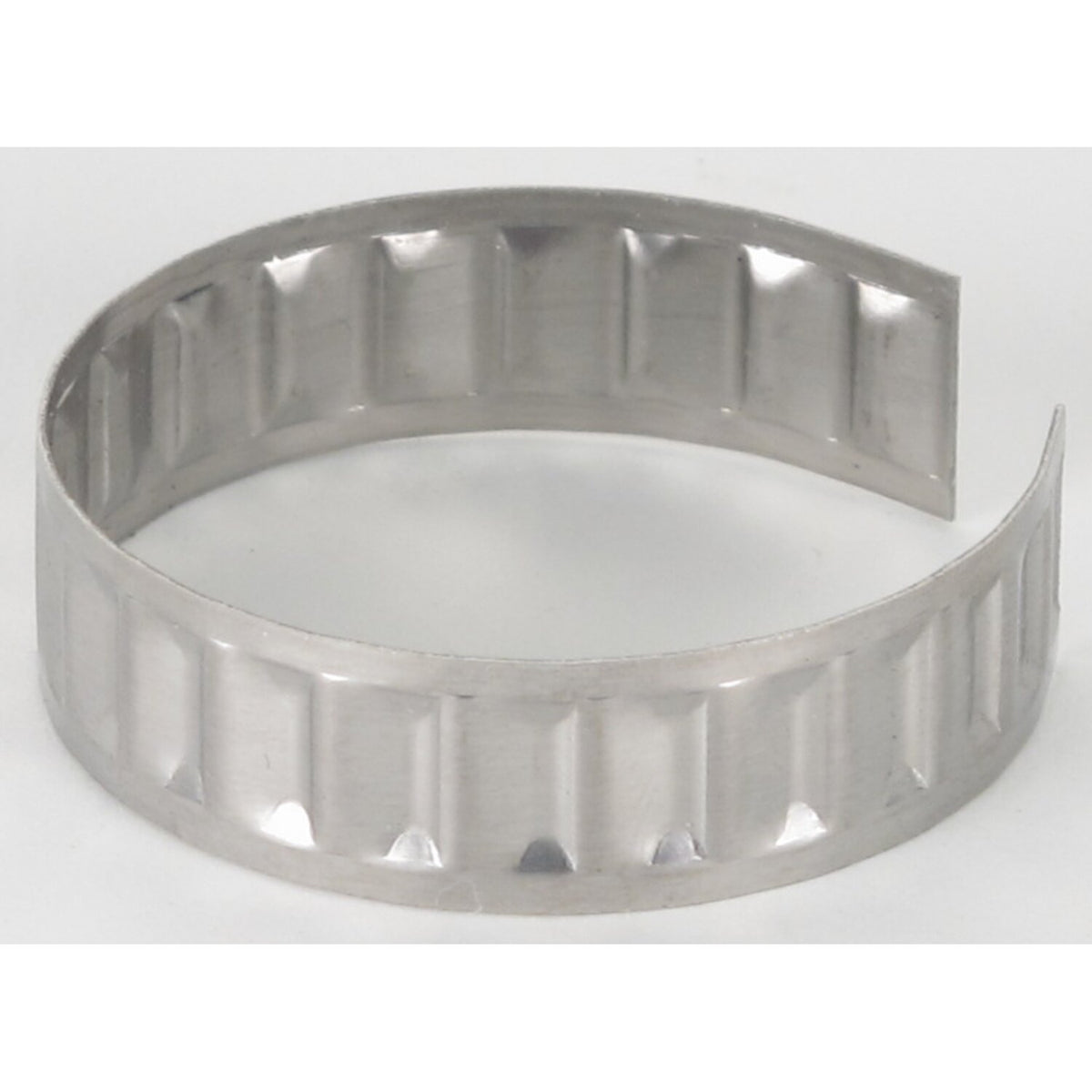 Cycle electric tolerance ring