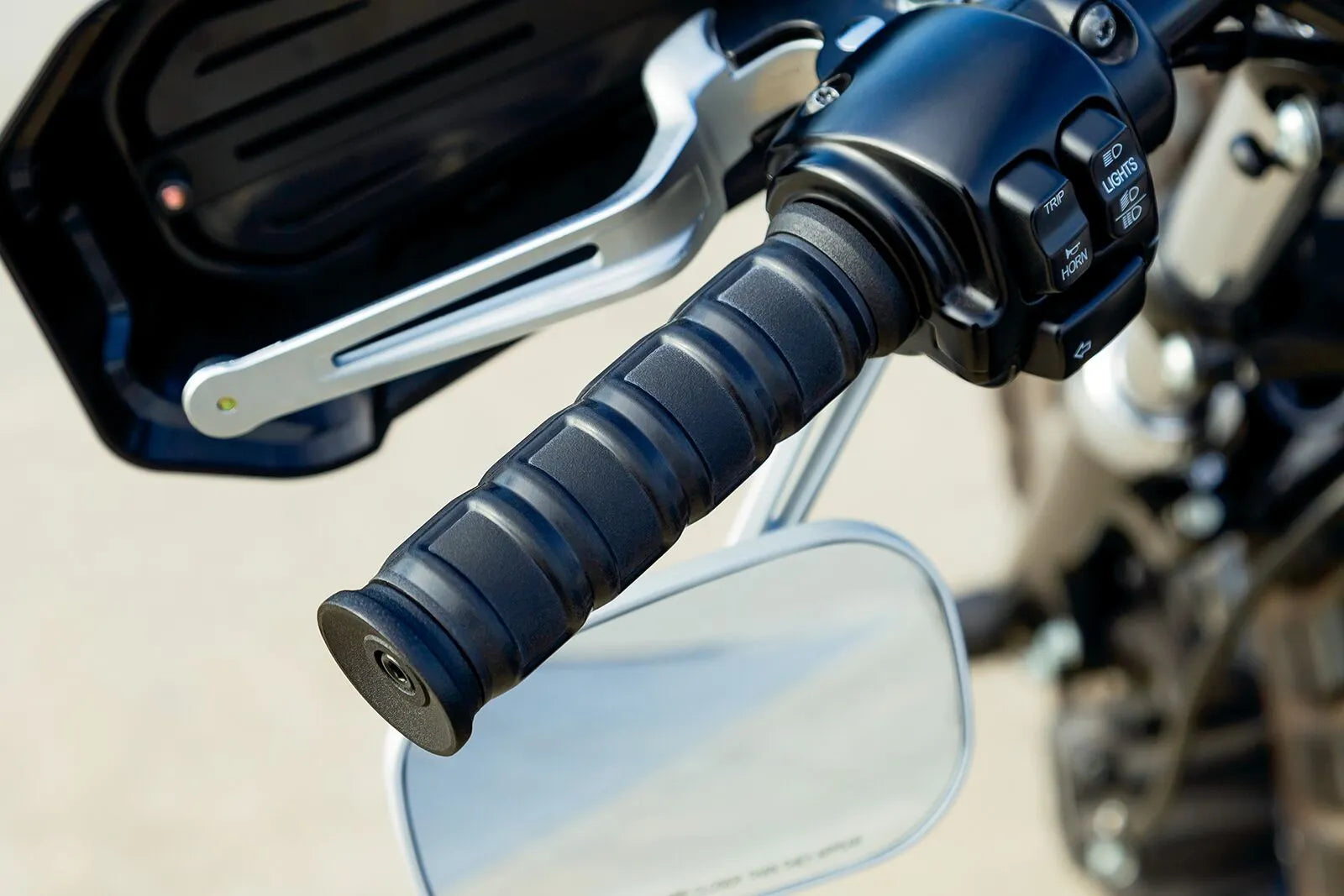 Kuryakyn Dillinger Handlebar Grips