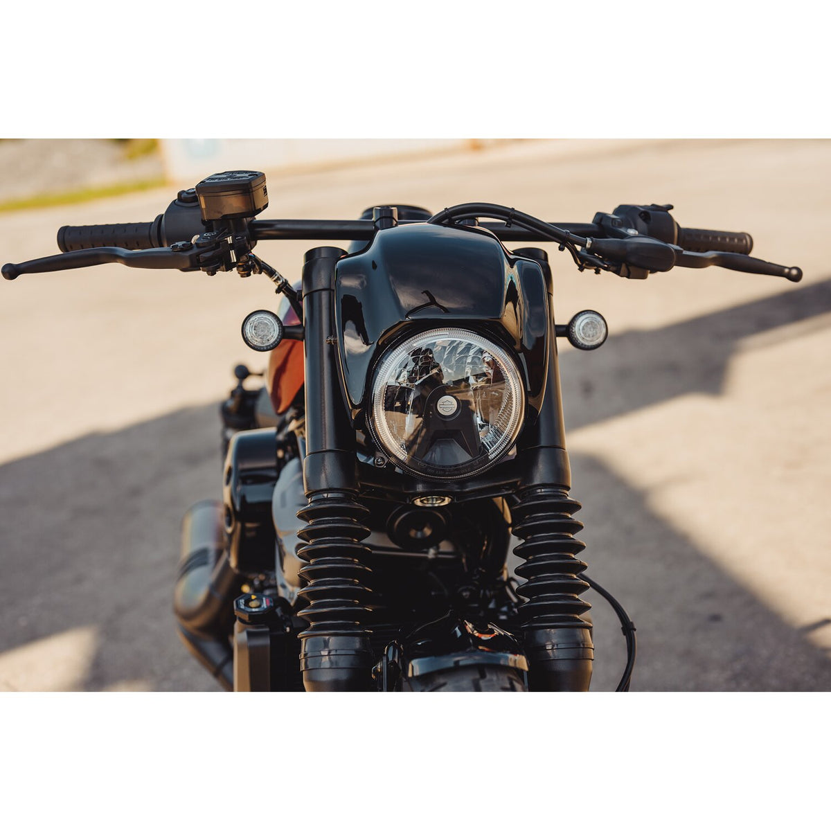 Cult-Werk Nightster turn signal bracket set - Front - Black