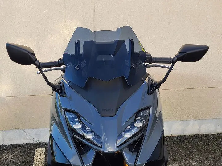 Bullster Scooter Windscreen - Enhanced Aerodynamics