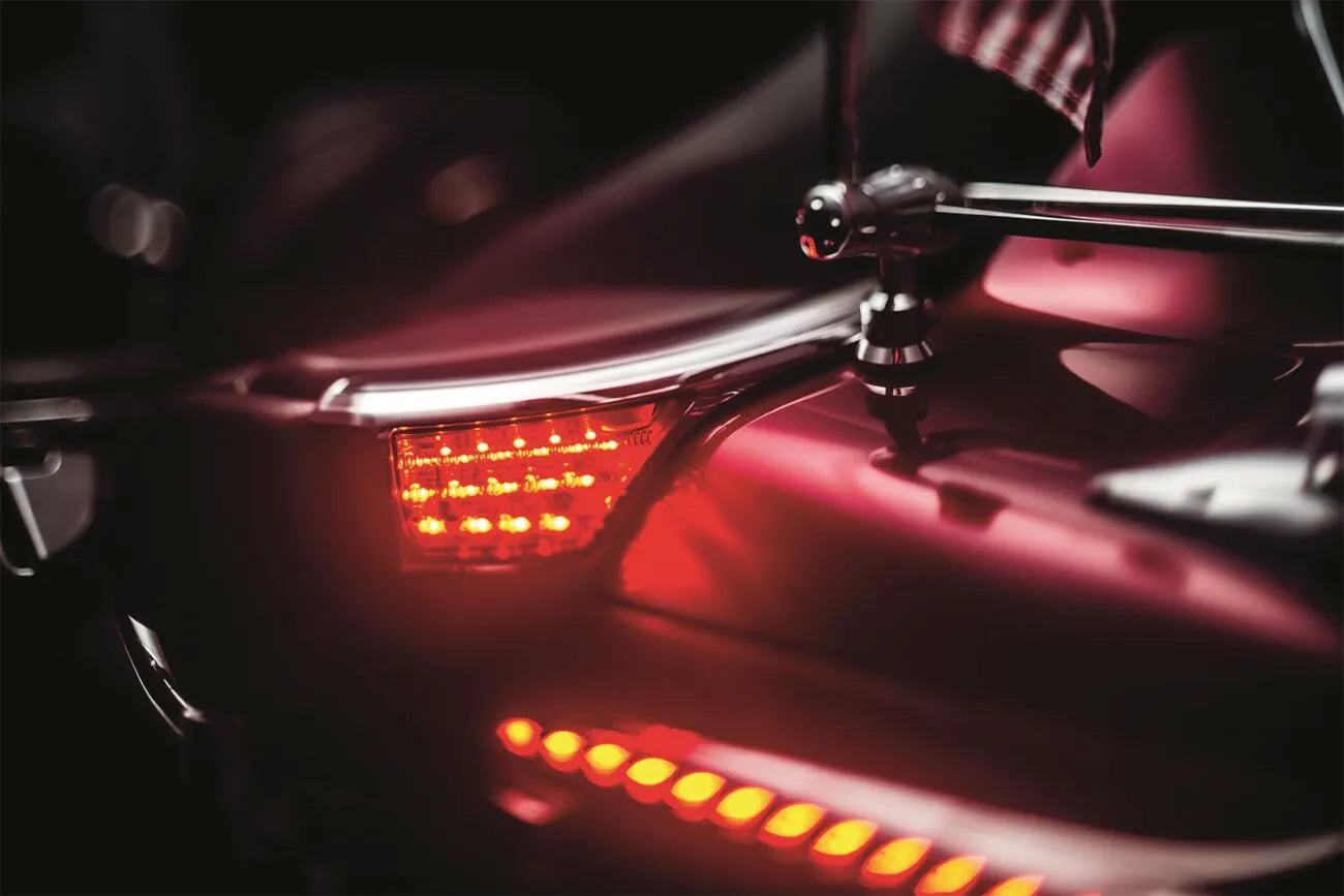 Kuryakyn Led Passenger Armrest Trims