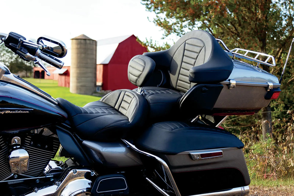 Mustang Super Touring Driver Backrest - Tuck and Roll - Black - 79012