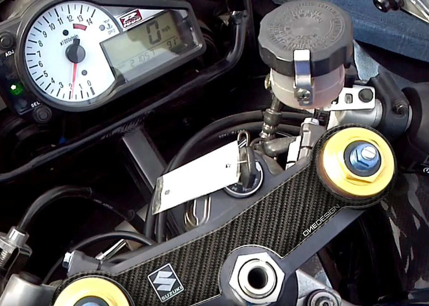 Onedesign Yoke Protector With Carbon Fiber Graphic For Suzuki
