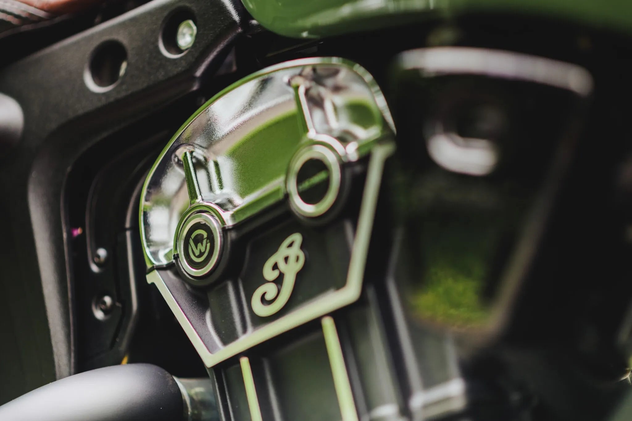 Cult Werk Camshaft Cover Scout - Gloss Black Aluminum