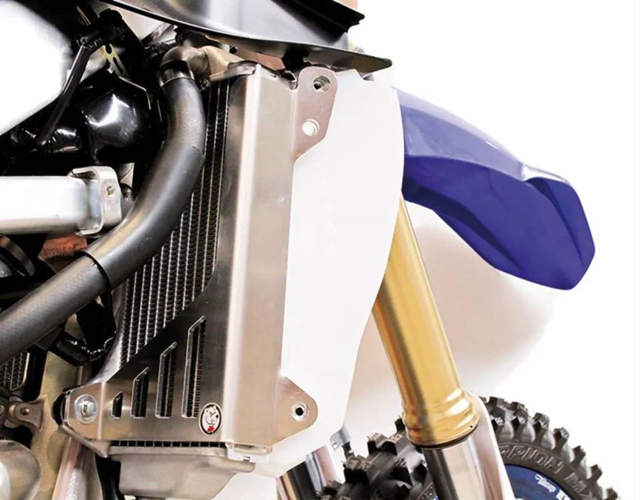 Axp Racing Radiator Braces