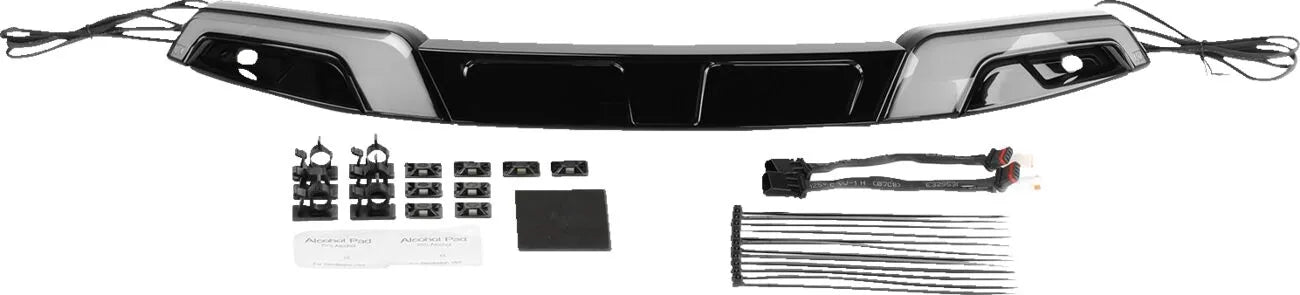 Kuryakyn Tracer Windshield Trim