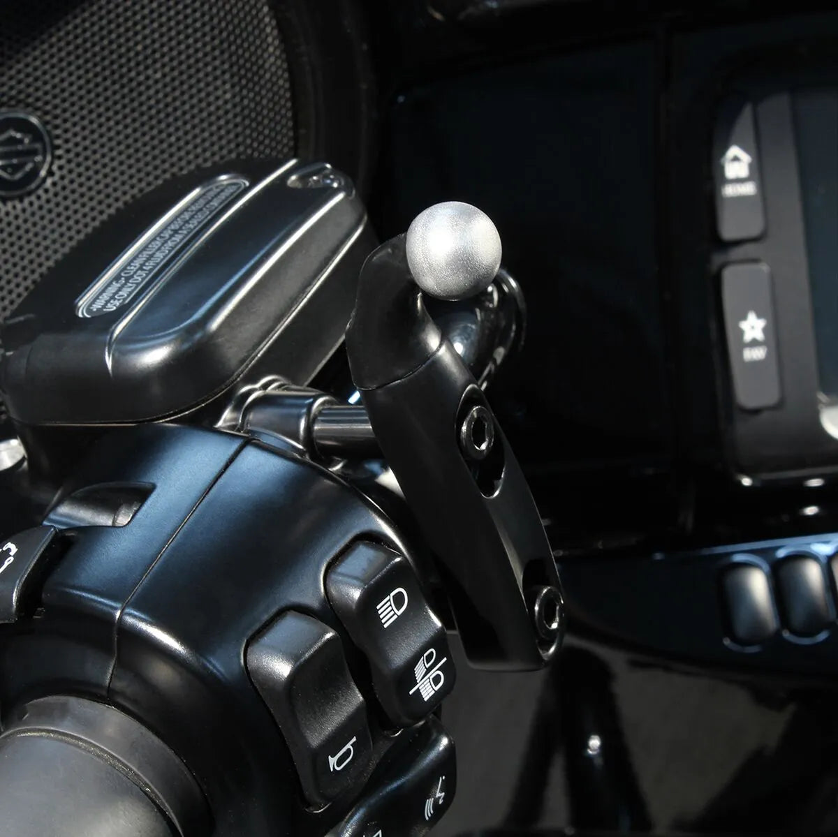 Ciro Brake/clutch Perch Mount