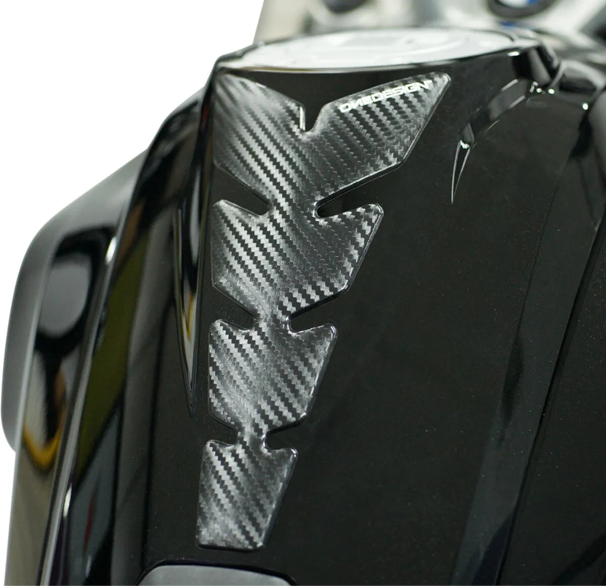 Onedesign Resin/soft Touch Tank Pad - Universal Fit