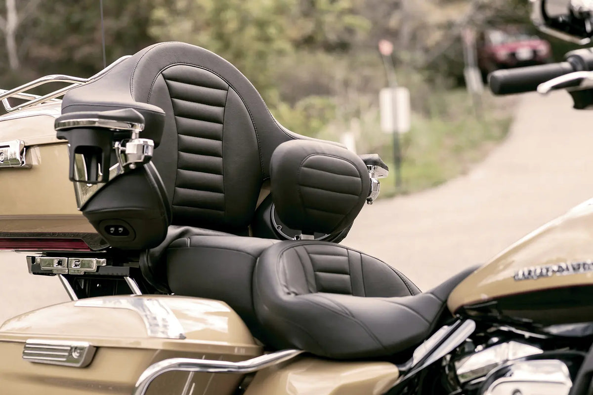 Mustang Super Touring Driver Backrest - Tuck and Roll - Black - 79012