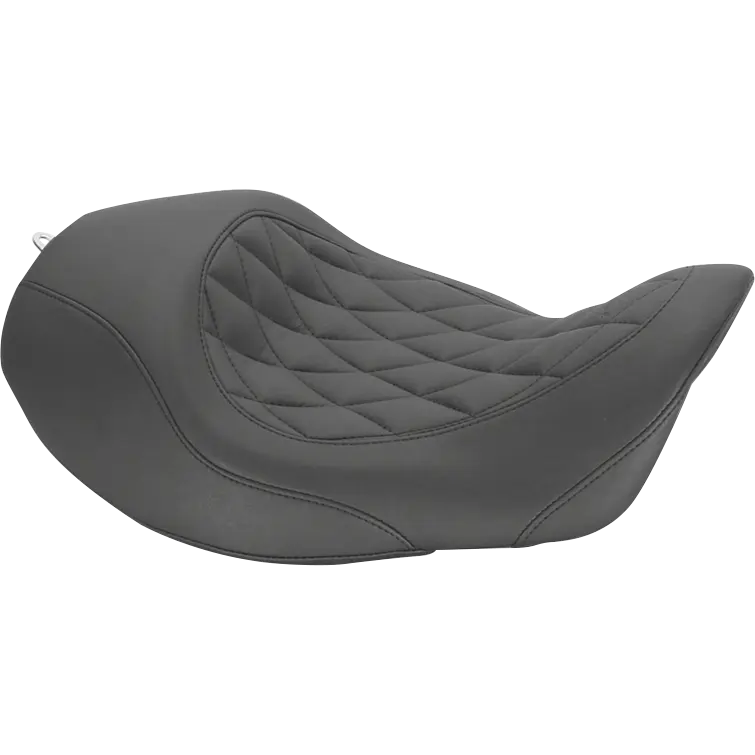 Mustang Wide Tripper Seat - Forward Positioning